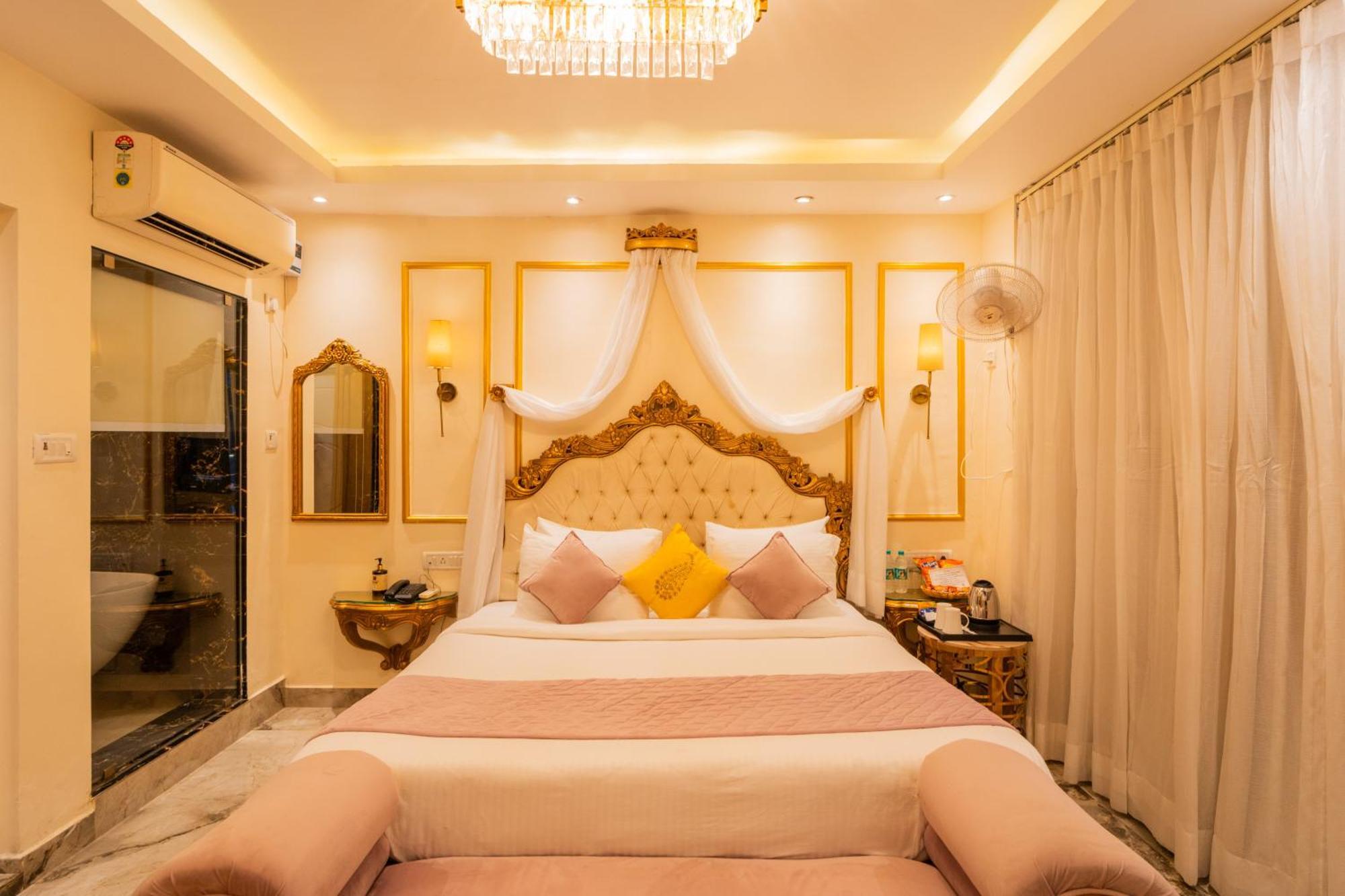 Emperor Ozran By Alaya Stays Vagator Ngoại thất bức ảnh